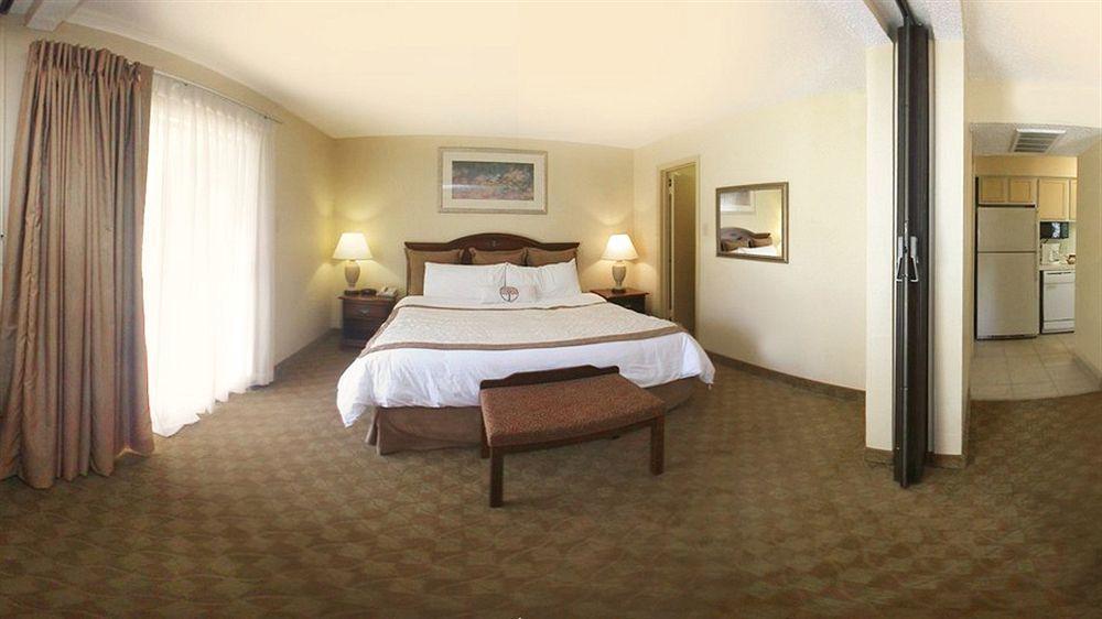 Hawthorn Suites Dallas Love Field Екстер'єр фото